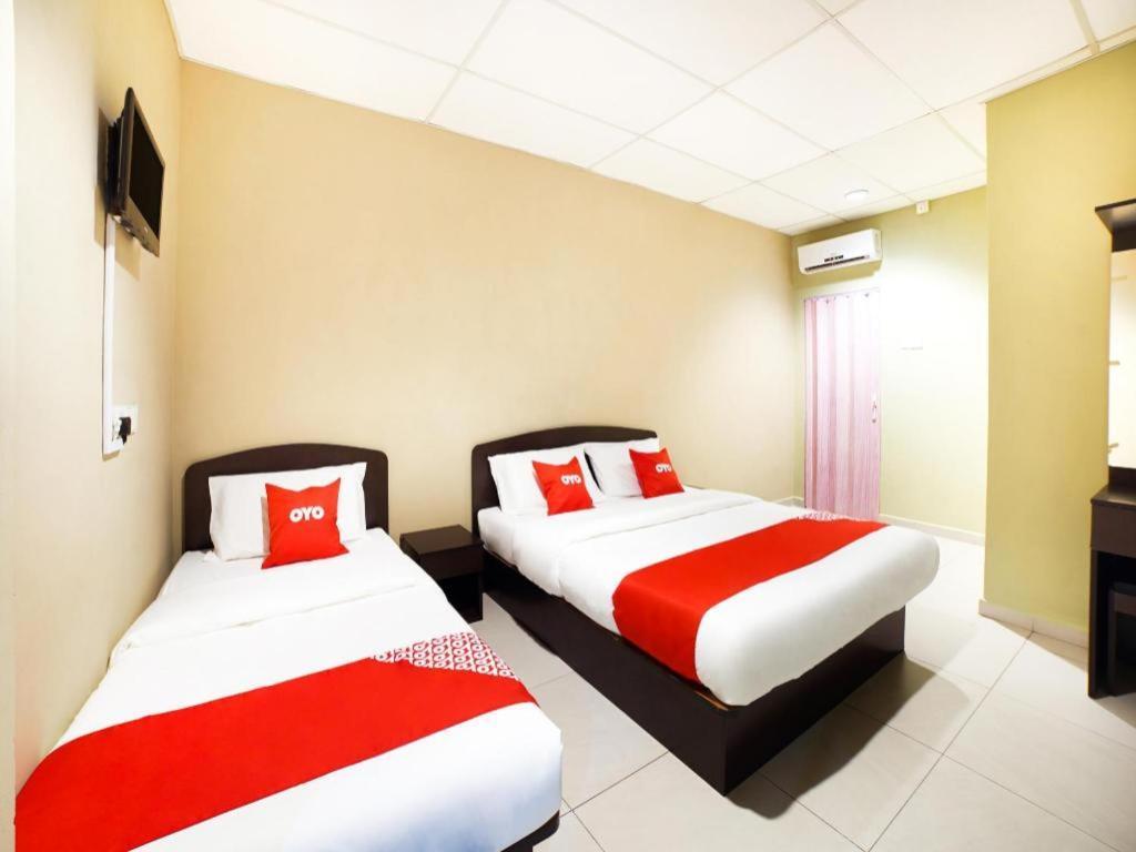 Oyo 89573 Hotel Lii View Мерсинг Экстерьер фото