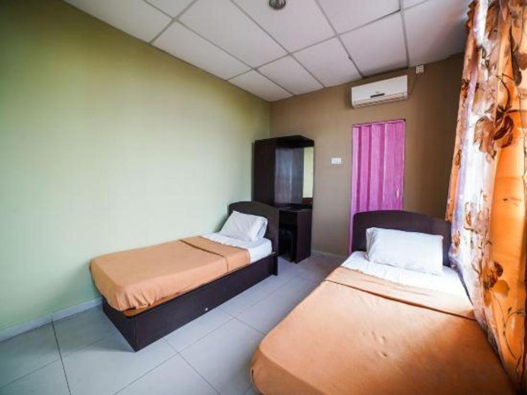 Oyo 89573 Hotel Lii View Мерсинг Экстерьер фото
