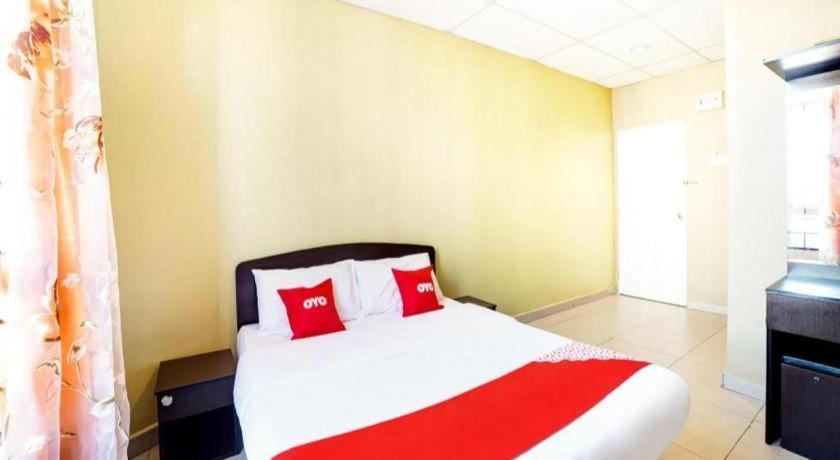 Oyo 89573 Hotel Lii View Мерсинг Экстерьер фото