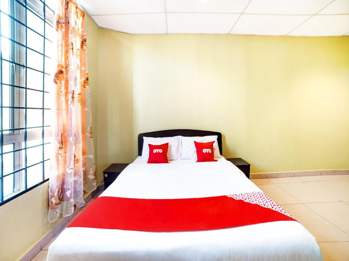 Oyo 89573 Hotel Lii View Мерсинг Экстерьер фото