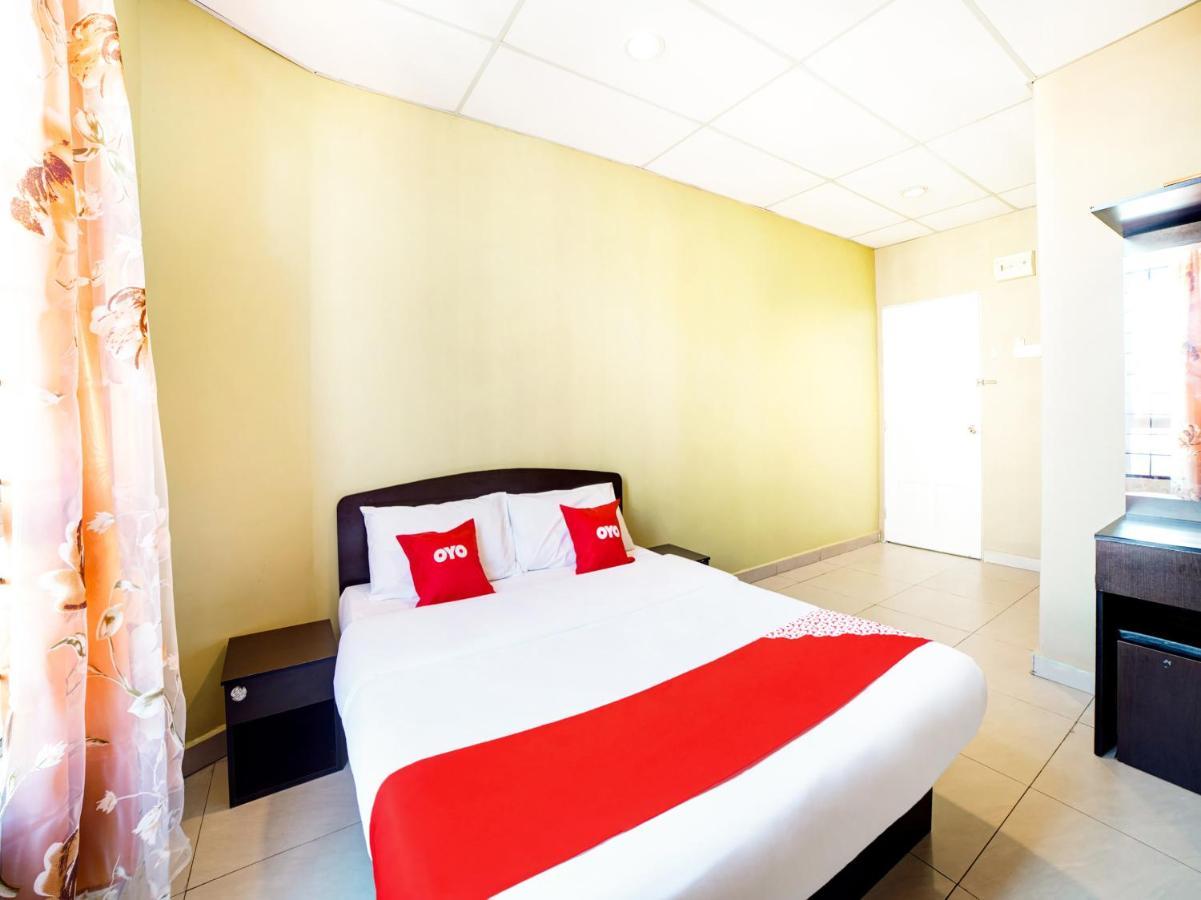 Oyo 89573 Hotel Lii View Мерсинг Экстерьер фото